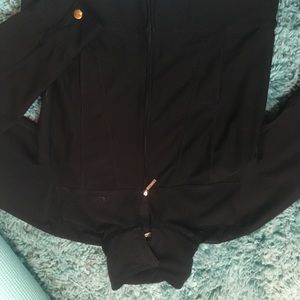 Nike Jackets & Coats - Nike Dri-Fit Black Zip-Up Jacket Nike Jackets & Coats - Nike Dri-Fit Black Zip-Up Jacket